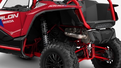 Close up rear view of Talon 2-P suspension.